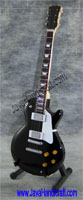 Gibson Les Paul with white pickguard - Black Colors
